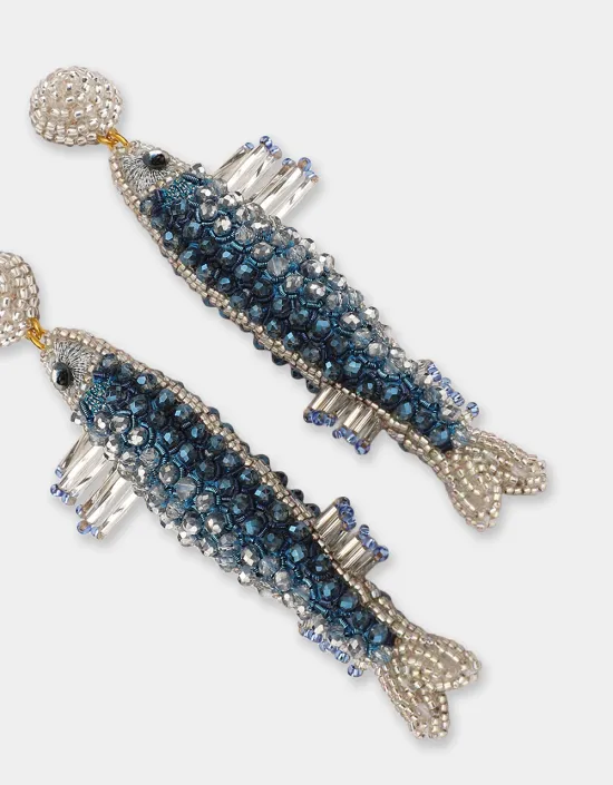 lucky-fish-earrings-blue-détails.webp