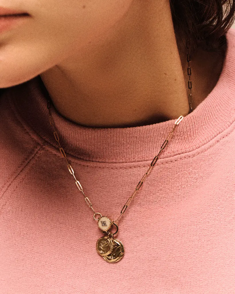 pascale-monvoisinginger-collier-blanc (1).webp