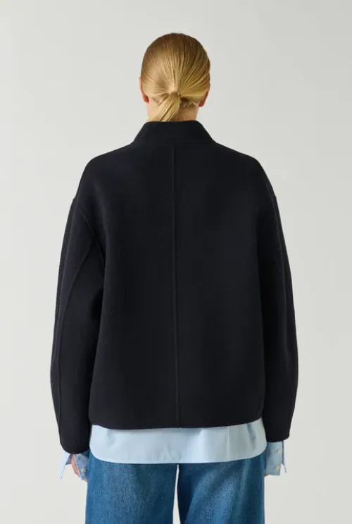 Soeur-Windsor-Navy-Dos.webp