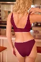 LaNouvelle-Culotte-Burgundy-dos.webp