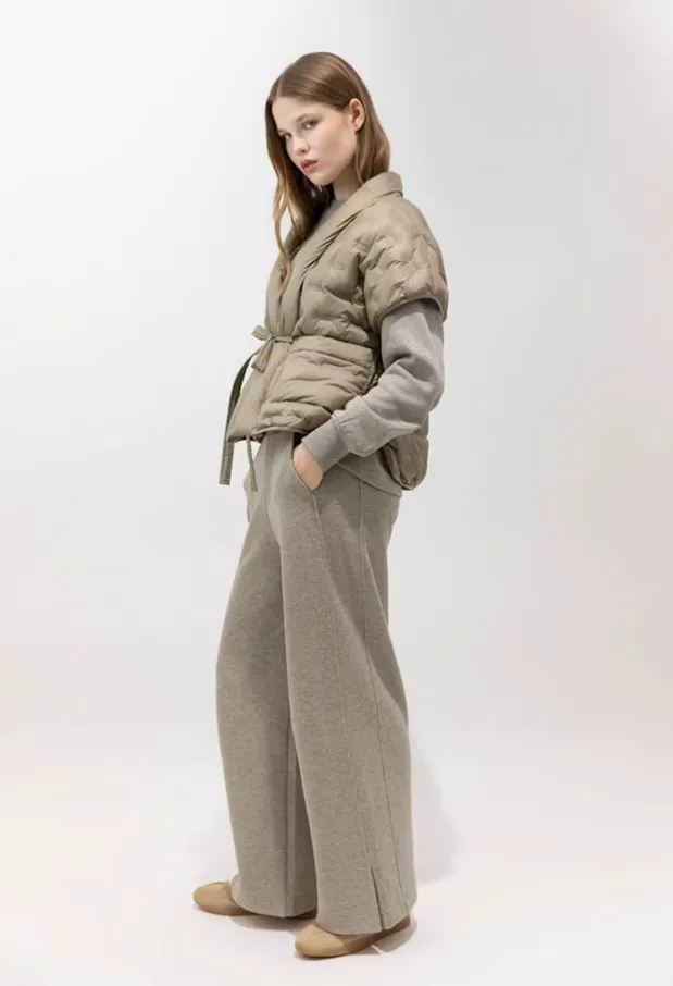 Psophia-veste-doudoune-sans manche-mastic-champagne.webp