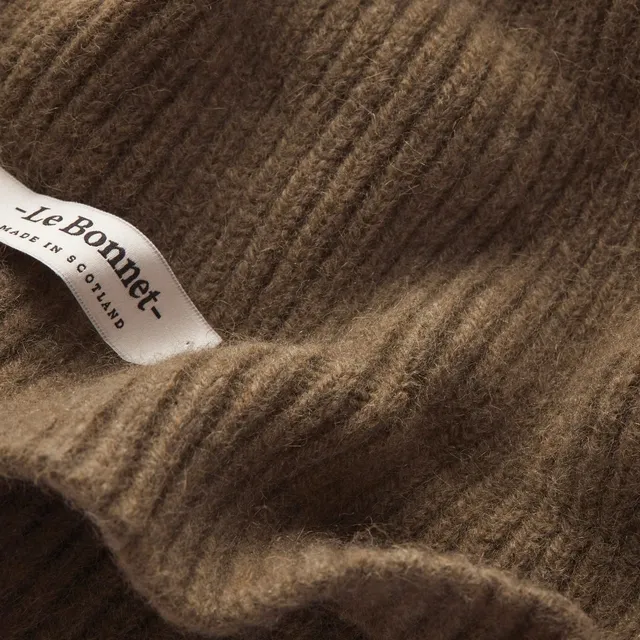 Walnut Le Bonnet détail.webp