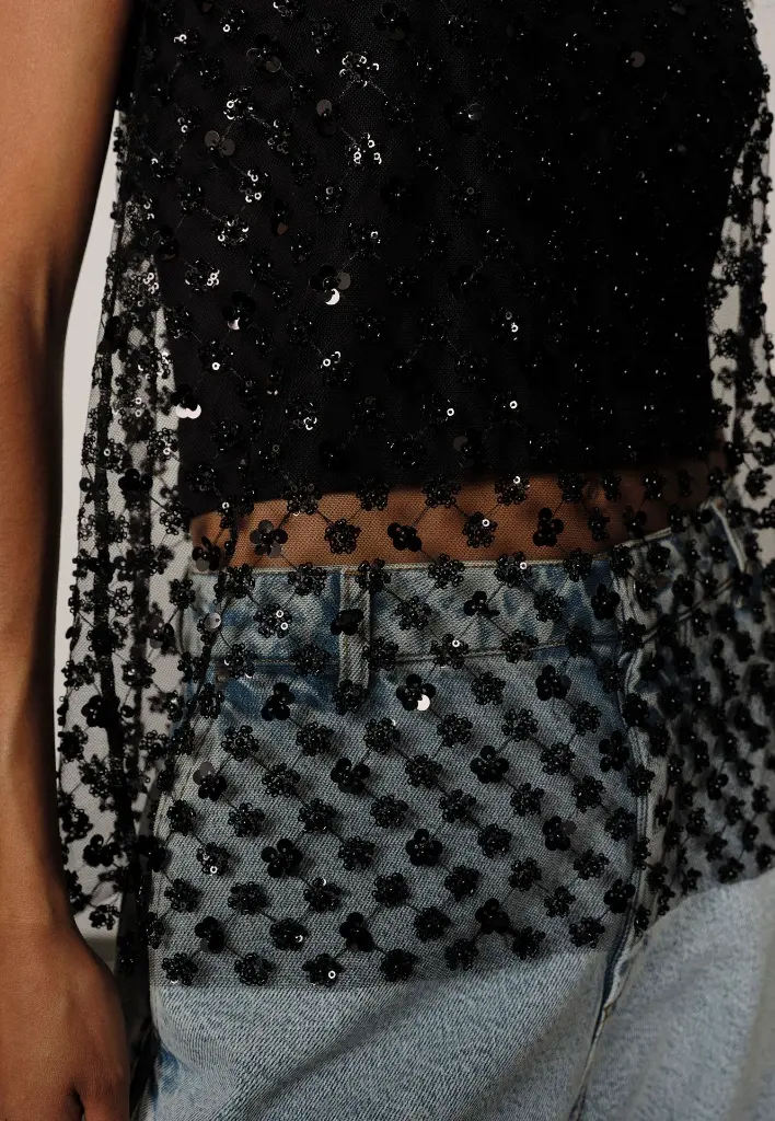 Jan Top Black 2.webp