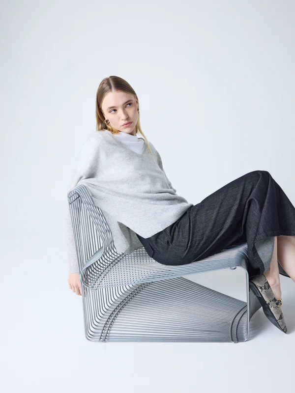 ABSOLUT CASHMERE Camille Pull Poncho Col V Light Heather Grey