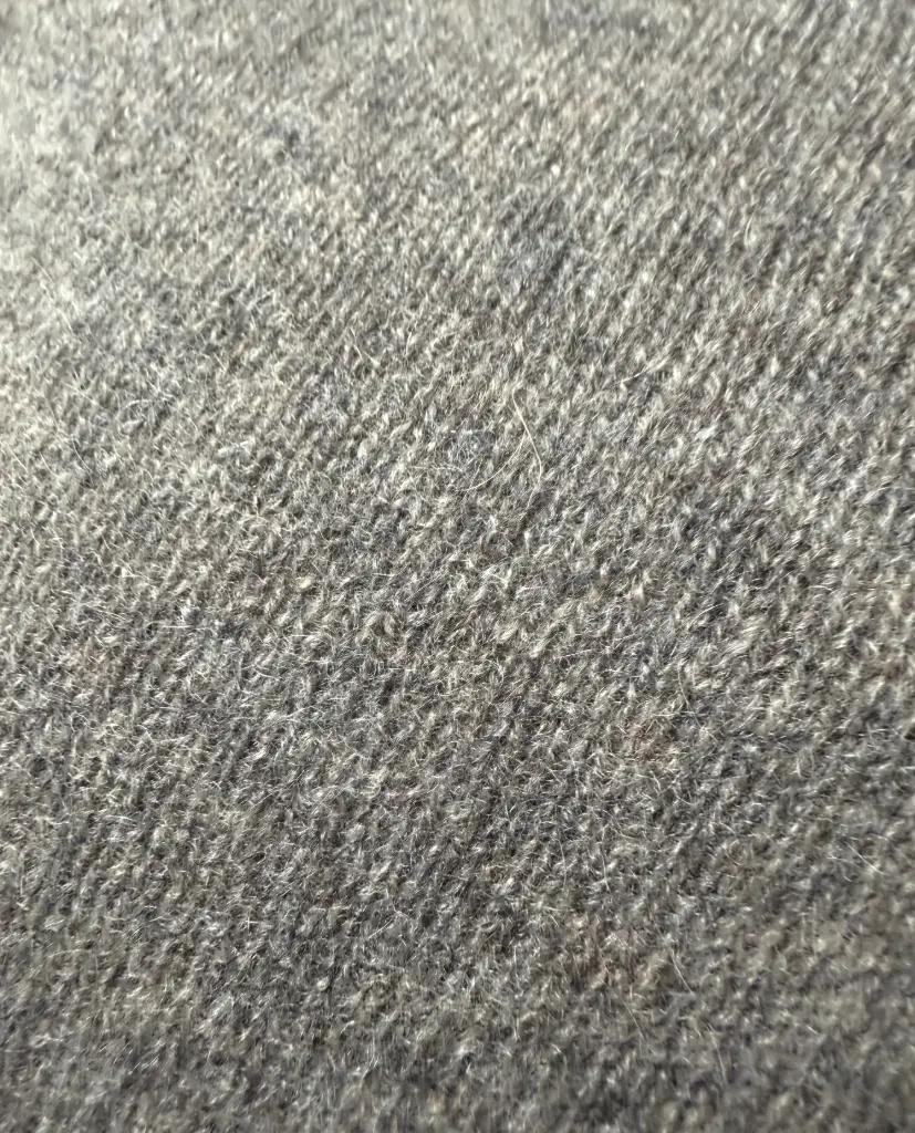 WHITE+WARREN Echarpe Cachemire Travel Wrap Brun Cendré