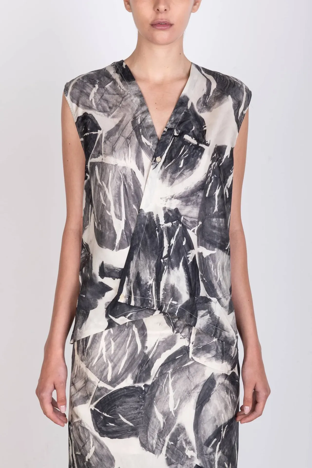 ALYSI Gillet Blouse Imprimé Gravure Brossée Noir