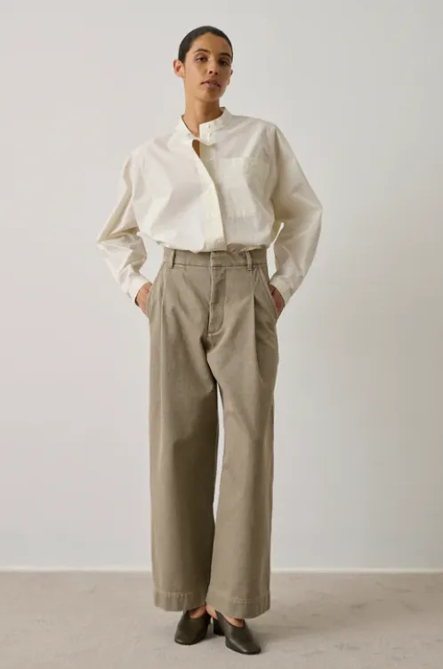 SOEUR Pantalon à Pinces Devy Beige