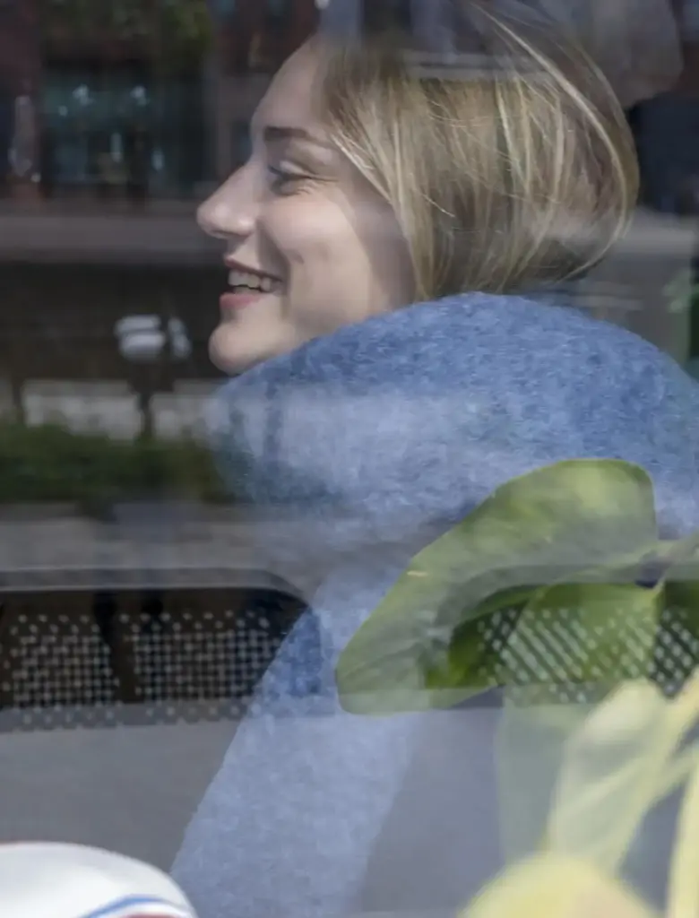 LULAH Echarpe Mohair Fluffy Tassels Dark Denim