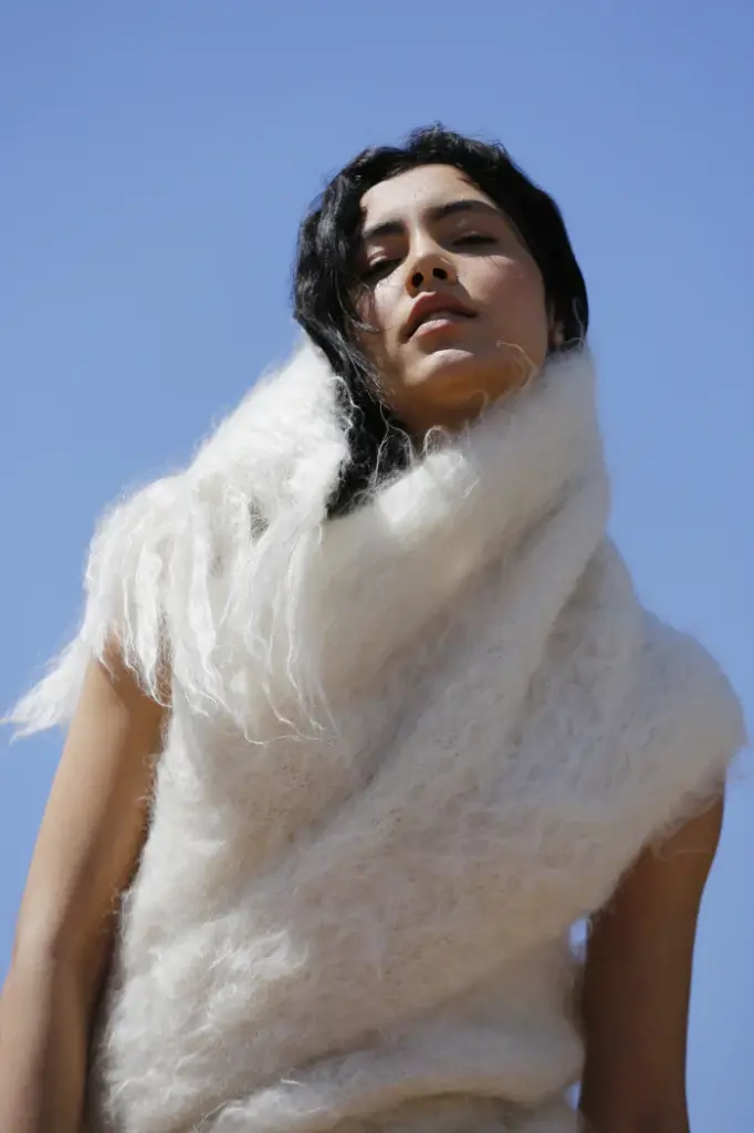 LULAH Echarpe Mohair Fluffy Tassels Linen