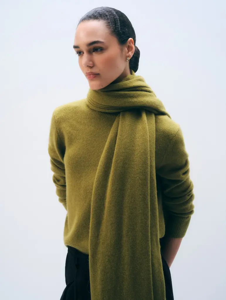 WHITE + WARREN Echarpe Cachemire Travel Wrap Bright Olive Pistache
