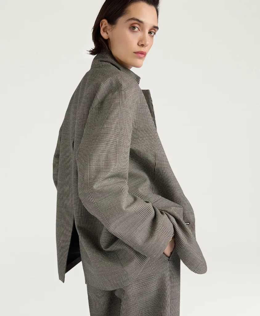 MOMONI Blazer Déstructuré Candy Panna Nero