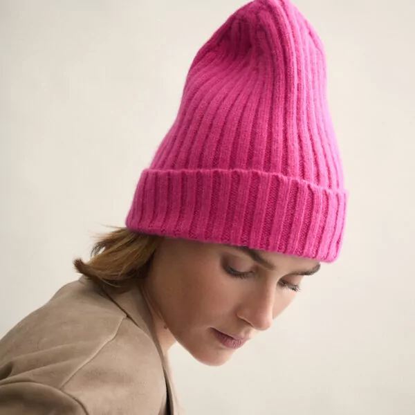 LE BONNET AMSTERDAM Le Grand Bonnet Laine d'Agneau & Caregora Slate Lipstick