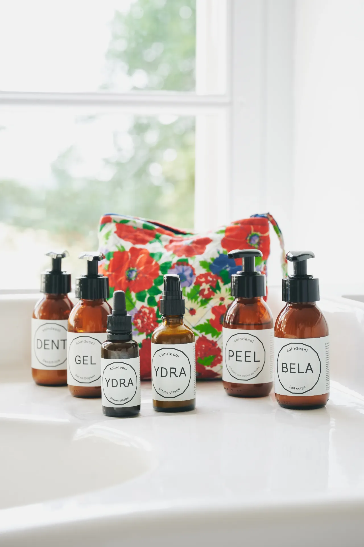 SOIN DE SOI La trousse de l'Eté Fleuri Rétro