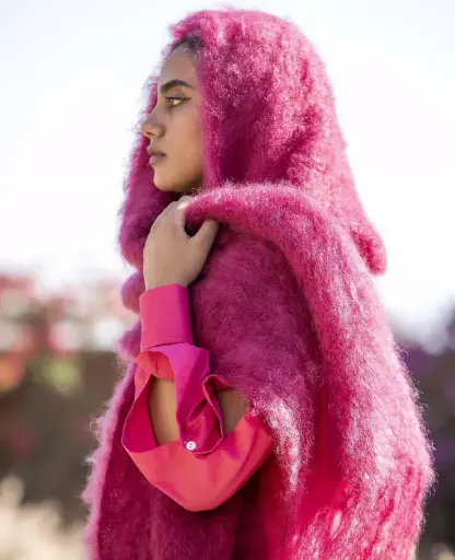 [AW25] LULAH Echarpe Mohair Fluffy Tassels Fuchsia